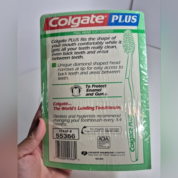 Colgate Plus Full Head Soft Bristles Toothbrushes Vintage Multicolor Dental - Picture 2 of 5